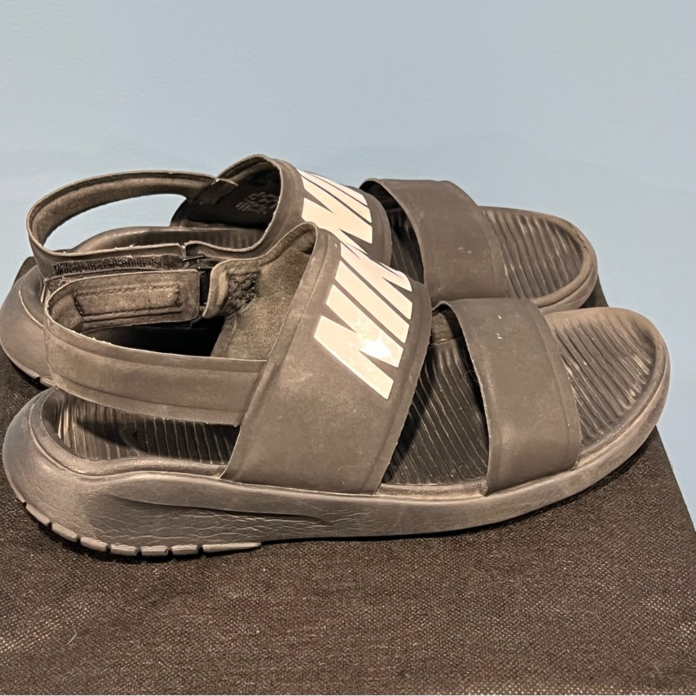 Nike Tanjun Womens Sandals Black White Slingback Shoes Size 10 - Picture 6 of 7